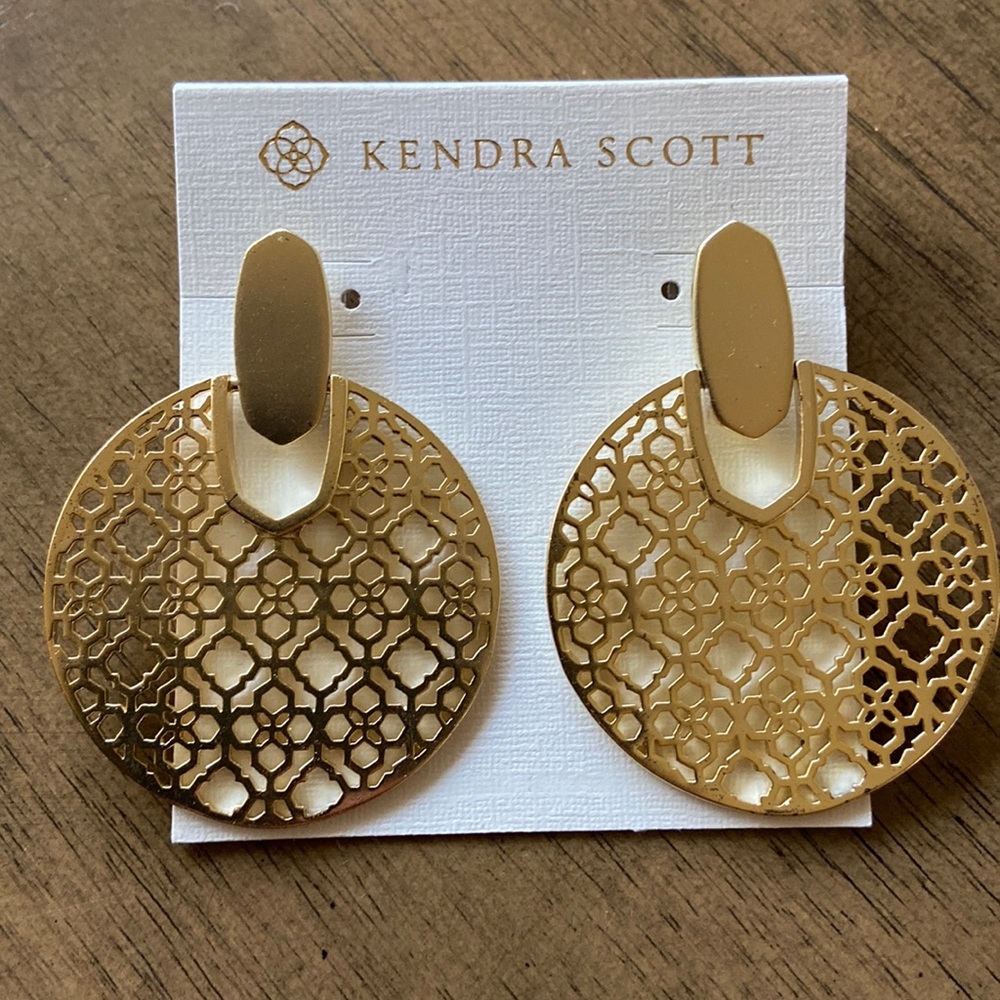 Kendra Scott Didi Gold Statement Earrings in Gold Filigree